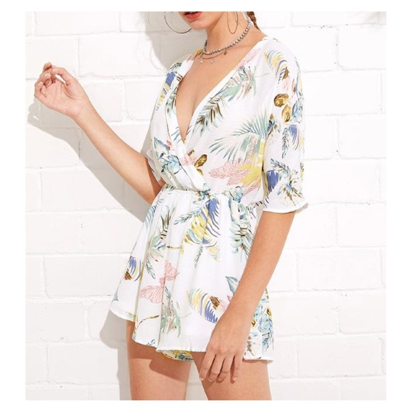 White Tropical Print 3/4 Sleeve Wrap Romper - Picture 4 of 5